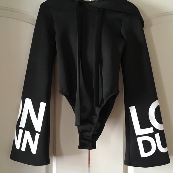 ❌SOLD❌ NWT SOLD OUT Missguided Londunn Bodysuit - Picture 2 of 7